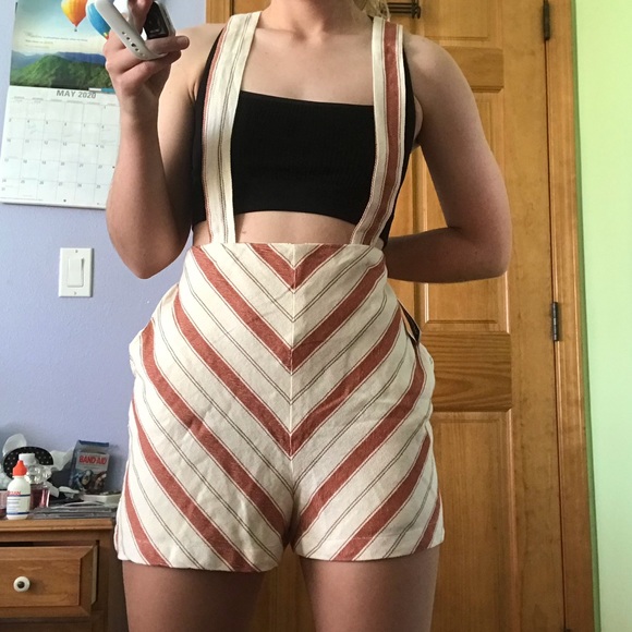 Urban Outfitters Pants - Burnt-orange chevron shorts with detachable straps